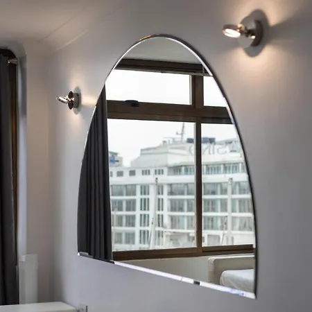Apartment Neptune Suite-hosted By Sweetstay Gibraltar
