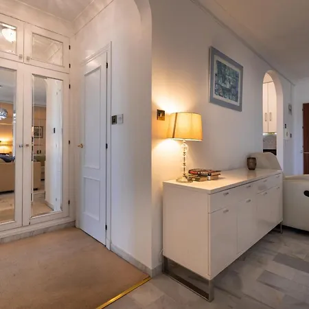 Neptune Suite-hosted By Sweetstay Gibraltar