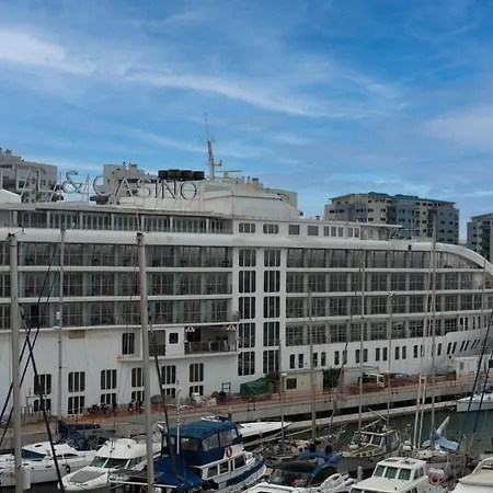 Apartment Neptune Suite-hosted By Sweetstay Gibraltar