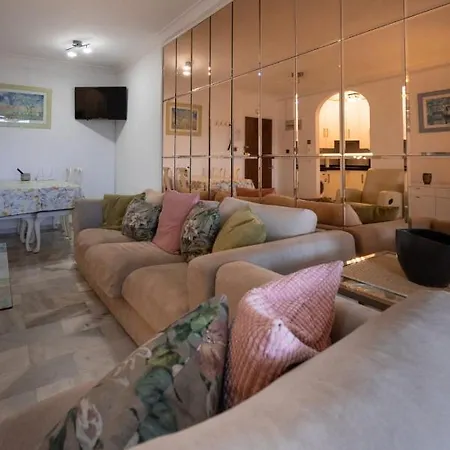 Apartment Neptune Suite-hosted By Sweetstay Gibraltar