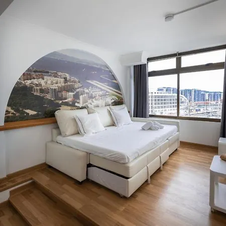 Apartamento Neptune Suite-hosted By Sweetstay