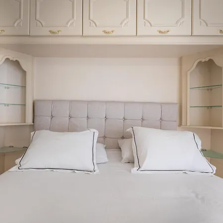 Neptune Suite-hosted By Sweetstay Apartamento